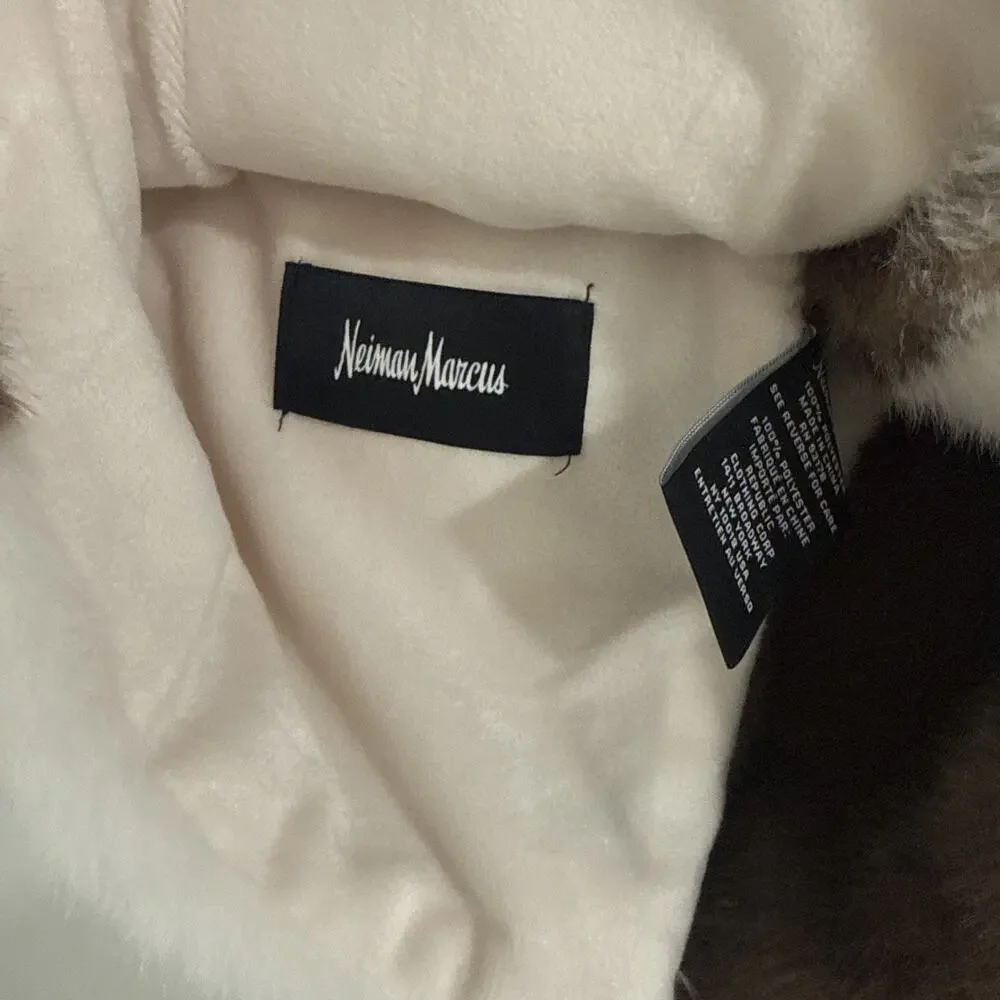 NEIMAN MARCUS Luxury COWHIDE Design Faux Mink Fur Throw Blanket NEW WITH TAGS